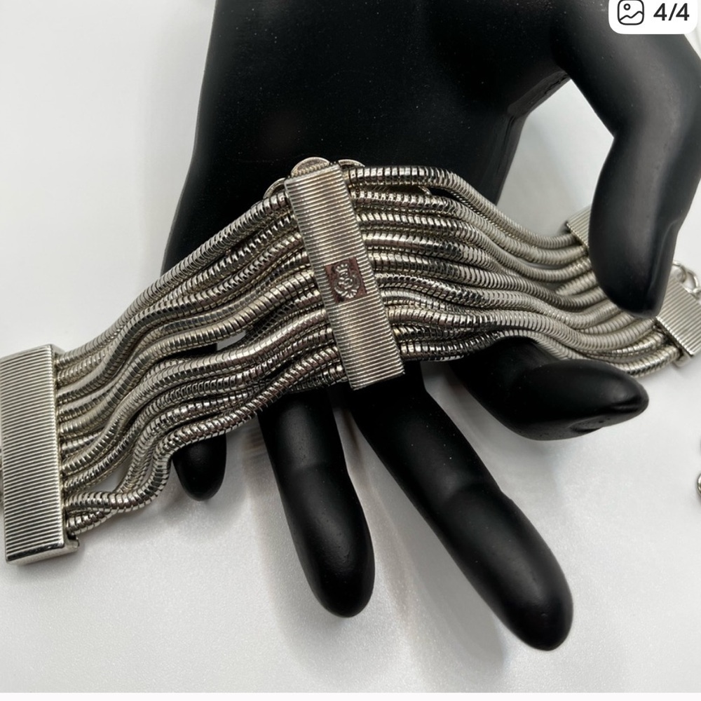 Premier Designs Silver Floral Bracelet - Picture 3 of 3